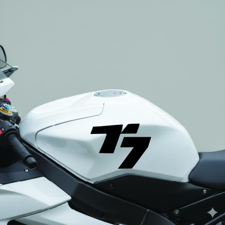 Yamaha Tenere 700 T7 Stickers – Adventure Fairing Decals (2-Pack)